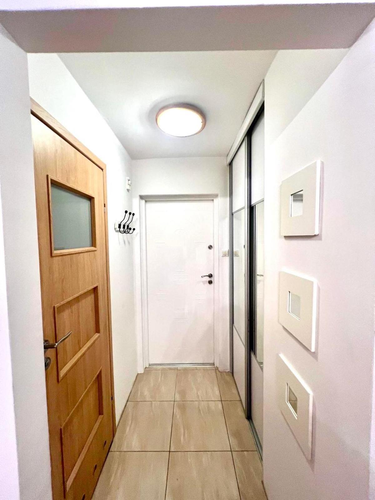 Entire Studio In Centrum Apartment Warsaw Luaran gambar